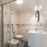 Casanova And To Rent 4* צ'פאלו