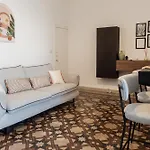 Casanova And To Rent 4* צ'פאלו