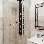 Casanova And To Rent בית הארחה