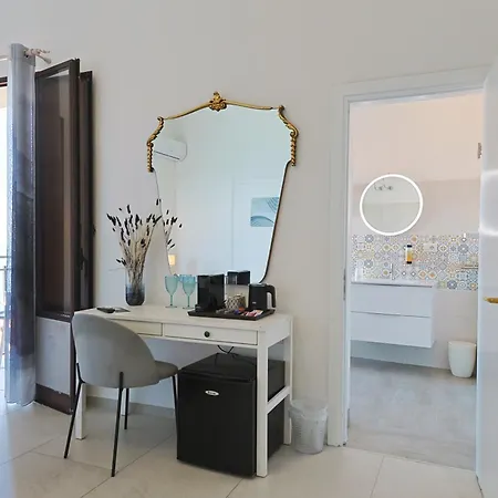 Casanova And To Rent بيت ضيافة