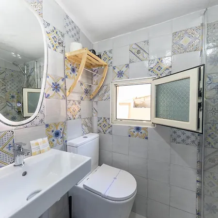 Guest house Casanova And To Rent Cefalu
