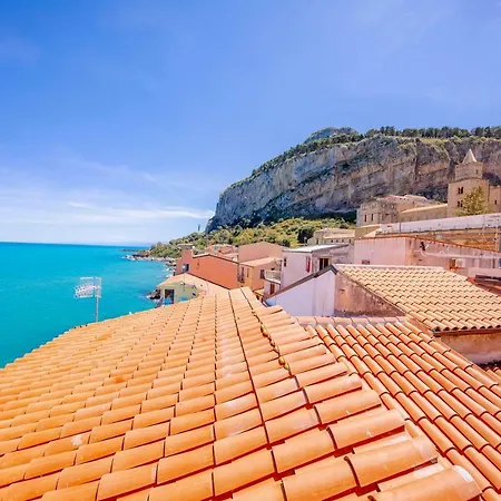 Casanova And To Rent Guest house Cefalu